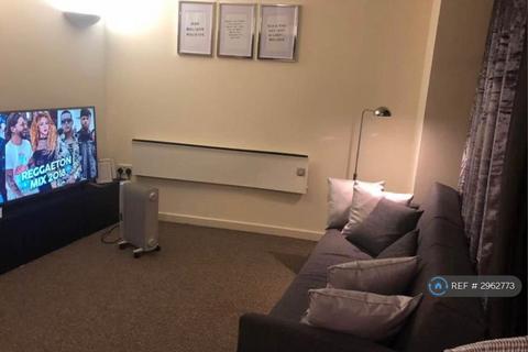 2 bedroom flat to rent, The Gatehaus, Bradford, BD1