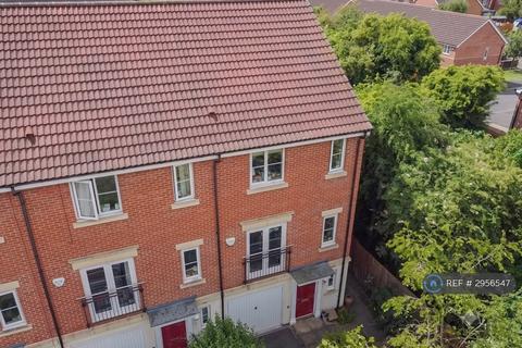 3 bedroom terraced house to rent, Parkway, Derby, DE73