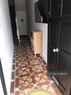 2 bedroom flat to rent, London, London, E10