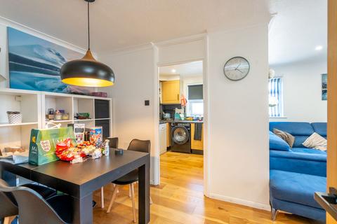 2 bedroom apartment for sale, Charles Avenue, Chichester