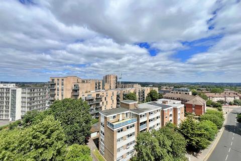 3 bedroom apartment for sale, Gayton Road, Harrow