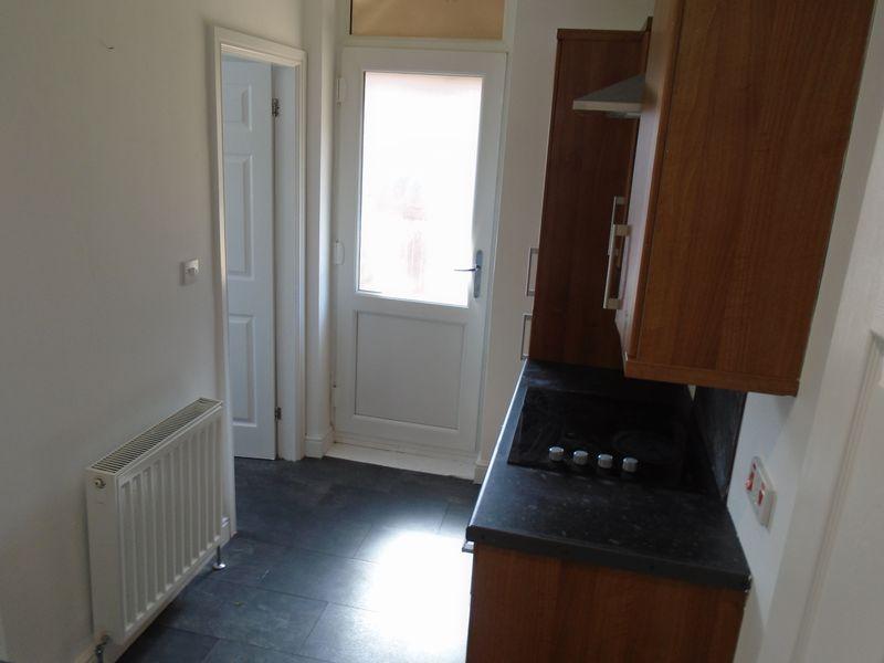 Apartment in Newcastle upon Tyne, Tyne and Wear - View 4