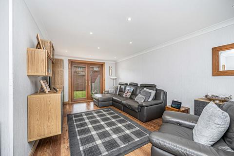 3 bedroom terraced house for sale, Solway Place, Glenrothes