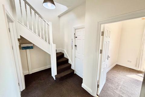 3 bedroom flat to rent, South Birkbeck Road, London, E11