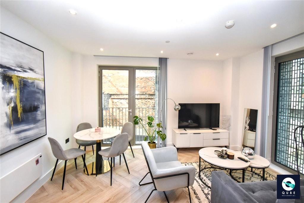 Apartment in Manchester, City Centre - View 3