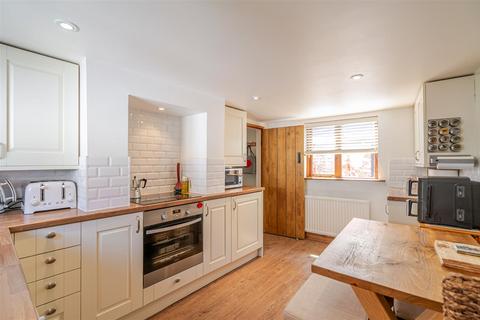 2 bedroom cottage for sale, Roadside Cottage, Moreton Morrell