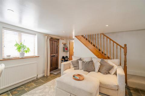 2 bedroom cottage for sale, Roadside Cottage, Moreton Morrell