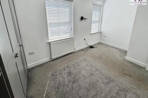 1 bedroom terraced house to rent, Halifax Road, Brighouse