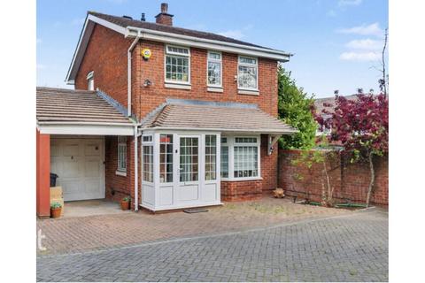 3 bedroom detached house for sale, Buttermere Drive, Birmingham, B32