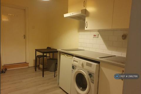 1 bedroom flat to rent, Archway Road, London, N6