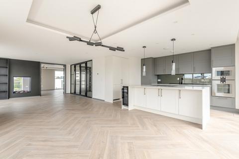 4 bedroom detached house for sale, Salterns Way, Lilliput, Poole, Dorset
