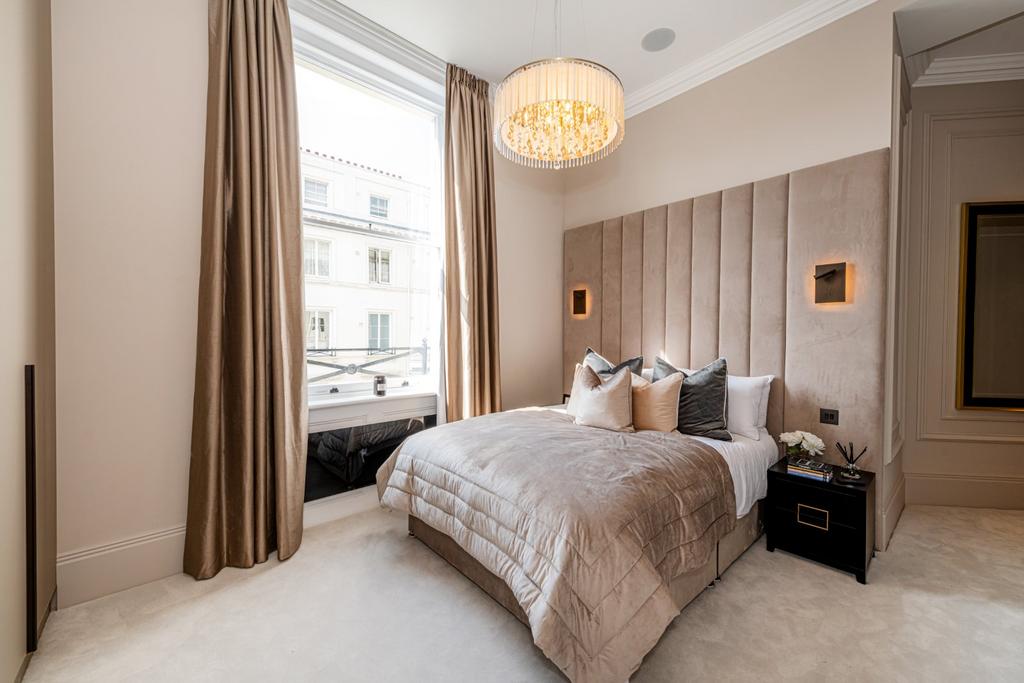 Apartment in Hyde Park - View 2