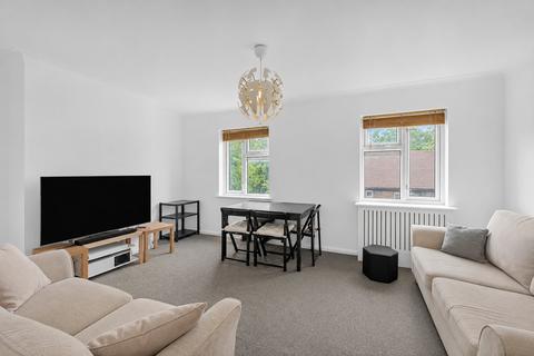 3 bedroom flat for sale, Mortlake High Street, London, SW14