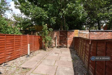 2 bedroom terraced house to rent, King Richard St, Coventry, CV2