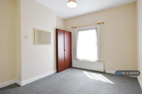 2 bedroom terraced house to rent, King Richard St, Coventry, CV2