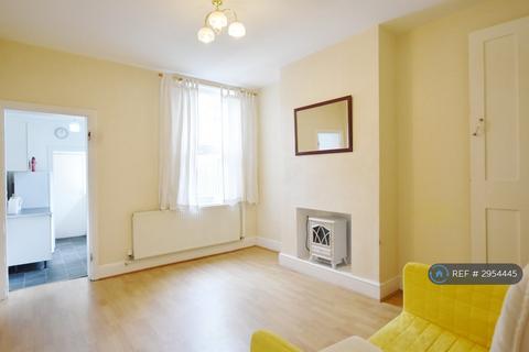 2 bedroom terraced house to rent, King Richard St, Coventry, CV2