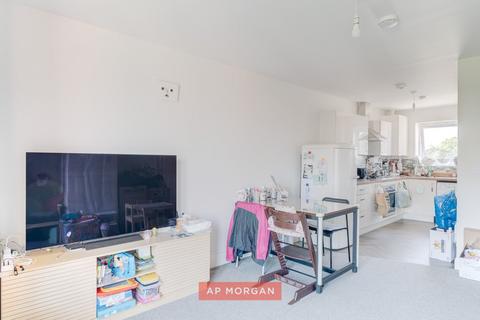 2 bedroom penthouse for sale, Cadet Drive, Solihull B90