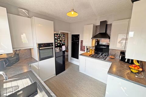 4 bedroom semi-detached house for sale, Roman Bank, Skegness, Lincolnshire, PE25 1SJ