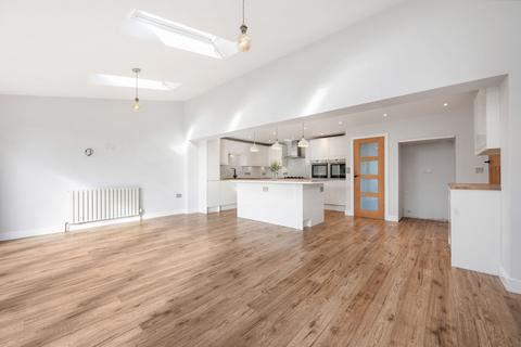 4 bedroom detached house for sale, Hillside Avenue, Melton Mowbray, LE13