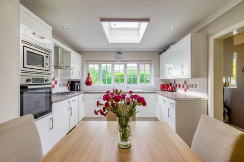 3 bedroom detached house for sale, Stoke Row Road, Kingwood, Henley-on-Thames, South Oxfordshire