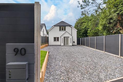 3 bedroom detached house for sale, Bucknalls Lane, Watford, WD25