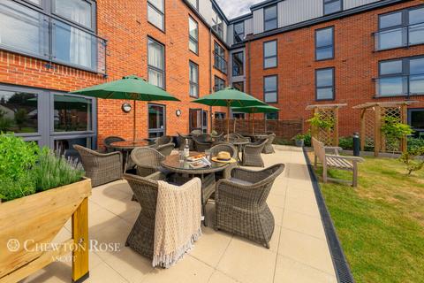 undefined, London Road, Bagshot