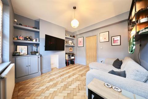 2 bedroom end of terrace house for sale, Eastgate, Beverley