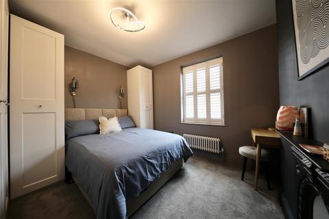 2 bedroom end of terrace house for sale, Eastgate, Beverley