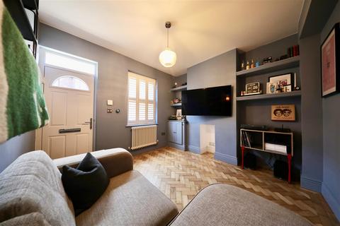 2 bedroom end of terrace house for sale, Eastgate, Beverley