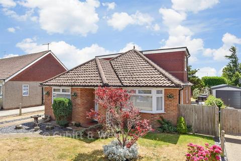 4 bedroom chalet for sale, Bowness Avenue, Sompting, West Sussex