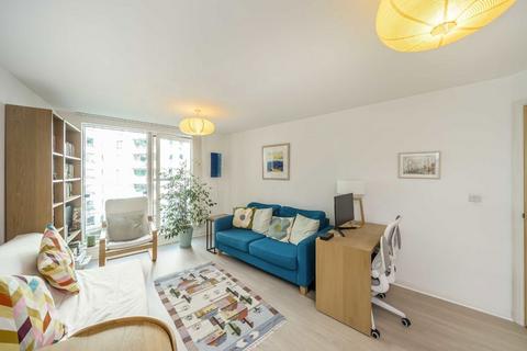 St. George Wharf, London SW8