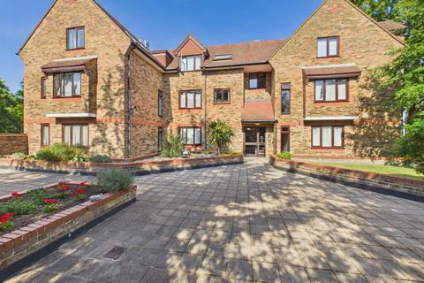 1 bedroom apartment for sale, The Oaks, Ruislip, Middlesex, HA4 7LH