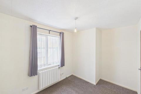 1 bedroom apartment for sale, The Oaks, Ruislip, Middlesex, HA4 7LH