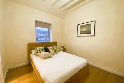 4 bedroom terraced house to rent, London SE10
