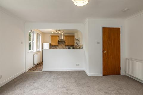 undefined, 16 Quarrydene, Melrose