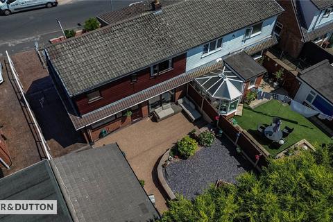 3 bedroom semi-detached house for sale, Harewood Drive, Royton, Oldham, Greater Manchester, OL2