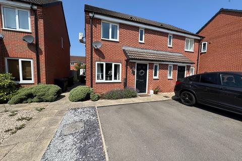 3 bedroom semi-detached house for sale, Upton Drive, Burton-On-Trent, DE14