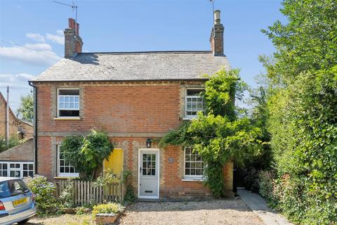 undefined, West Hill, Aspley Guise