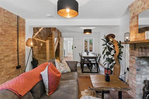 undefined, West Hill, Aspley Guise