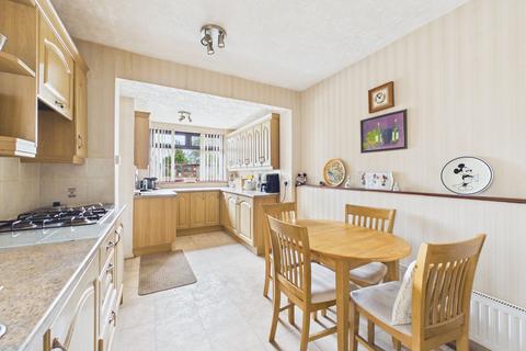 3 bedroom detached bungalow for sale, Winthorpe Road, Arnold, Nottingham