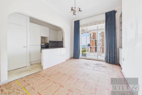1 bedroom apartment for sale, De La Warr Parade, Bexhill-On-Sea