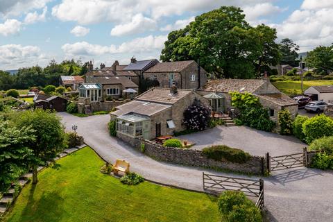 5 bedroom country house for sale, West Close Farmhouse & Two Cottages, Melmerby, Leyburn