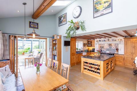 5 bedroom country house for sale, West Close Farmhouse & Two Cottages, Melmerby, Leyburn