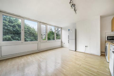 undefined, Sherfield Gardens, Roehampton SW15