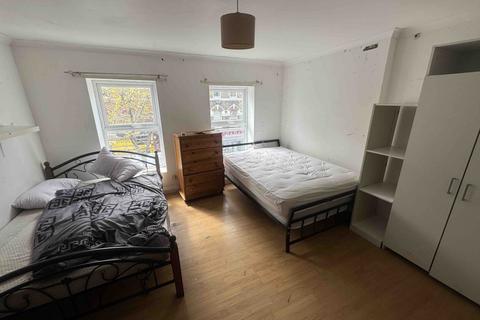 1 bedroom flat to rent, Walworth Road, SE17