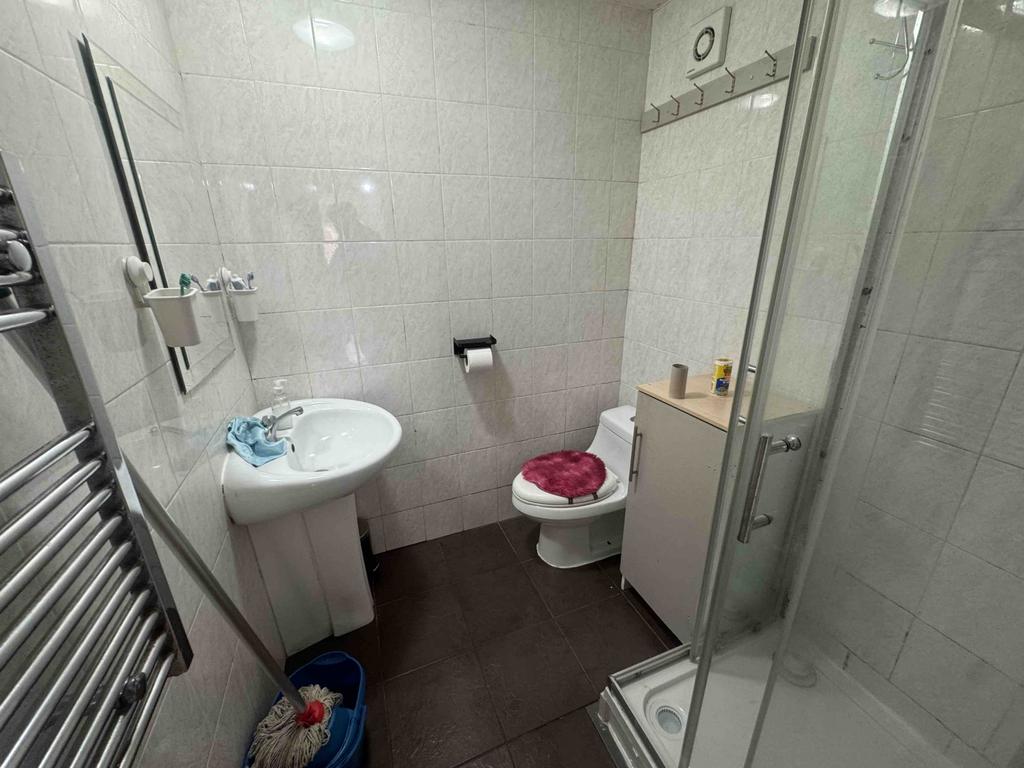 Walworth Road, SE17 – pohled 3