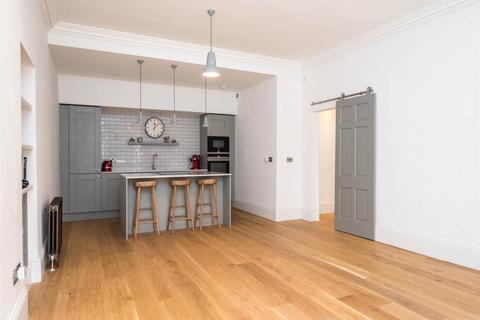 1 bedroom flat to rent, Royal Circus, Stockbridge, Edinburgh
