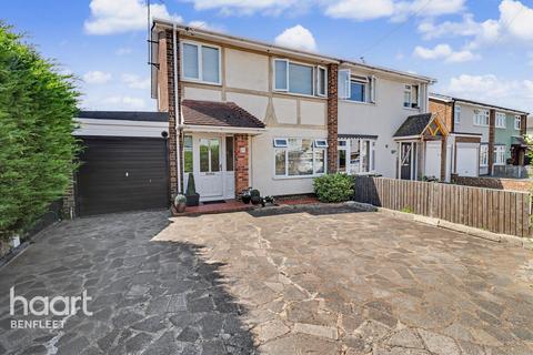 3 bedroom semi-detached house for sale, Birch Close, Benfleet