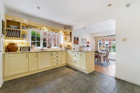 3 bedroom detached house for sale, Millbank, Lymm, WA13