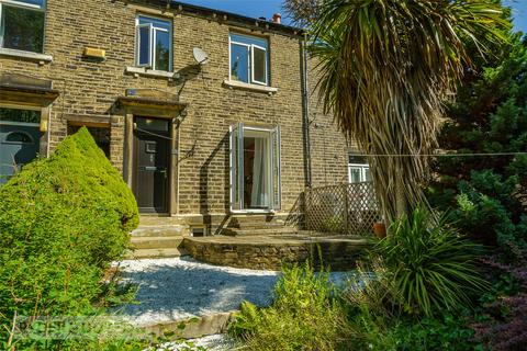 2 bedroom terraced house for sale, Clayton Fields, Birkby, Huddersfield, West Yorkshire, HD2